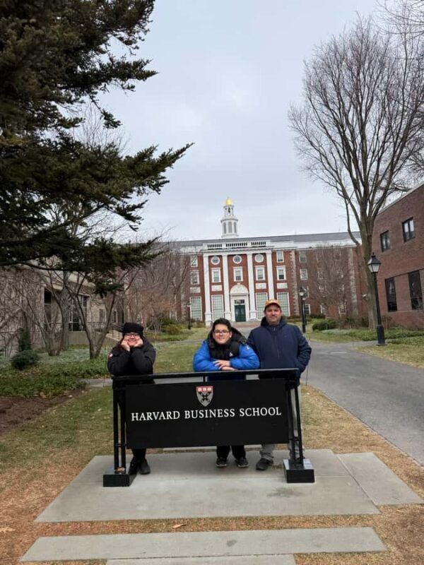 Boston with Harvard: Walking Tour in Portuguese - Frequently Asked Questions