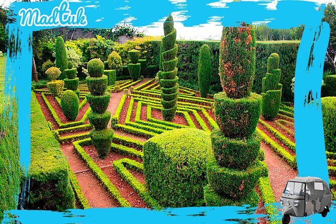 Botanical Gardens + Old Town Tuk-Tuk Private Tour by MadTuk - Key Points
