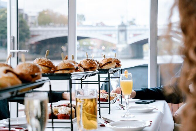 Bottomless Brunch Afloat in Melbourne - Who Should Consider This Experience?