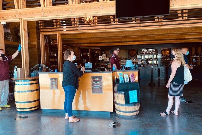 Bourbon Buffalo Trace, Four Roses and Woodford Private Tour - Exploring Louisville’s Bourbon Scene: A Deep Dive