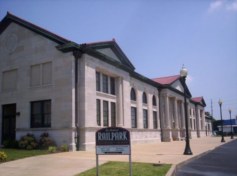 Bowling Green: Historic RailPark & Train Museum Entry & Tour - An In-Depth Look at the Tour Experience