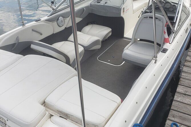 Bowrider Boat for Rent in Penticton - What to Expect on Your Bowrider Boat Rental