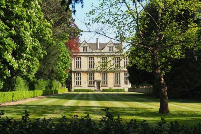 Bradford on Avon: Guided Tour of The Hall | Bath Day Trip - What to Expect During the Visit
