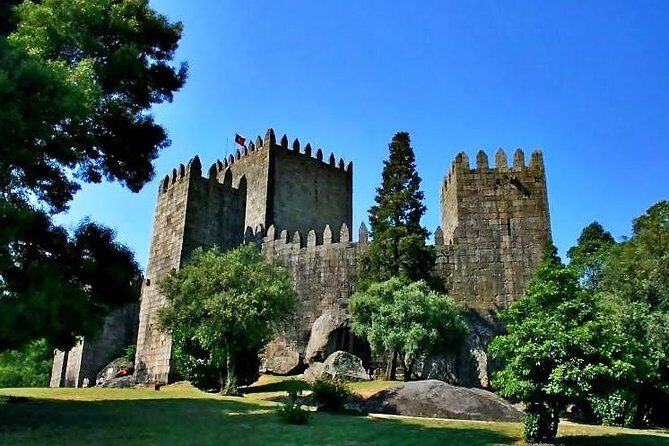 Braga and Guimaraes - All Inclusive from Porto - Who Should Consider This Tour?