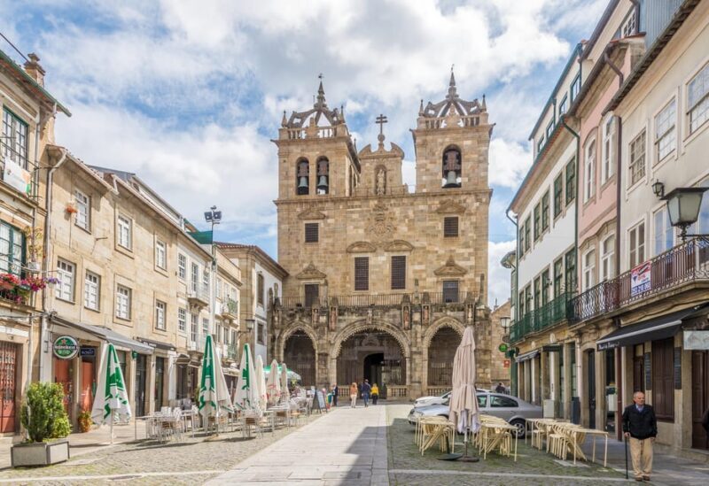 Braga and Guimarães Day Trip from Porto - A Closer Look at the Tour Experience