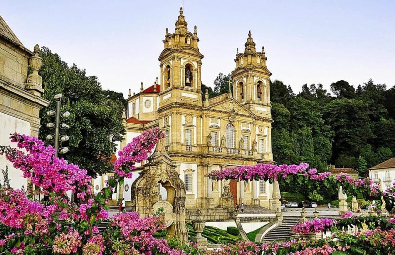 BRAGA E GUIMARÃES: Historical Private Tour from Porto - Exploring the Cities: What to Expect on the Tour