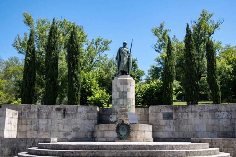 Braga & Guimarães Full-Day Tour from Porto - Practical Tips for Making the Most of the Tour