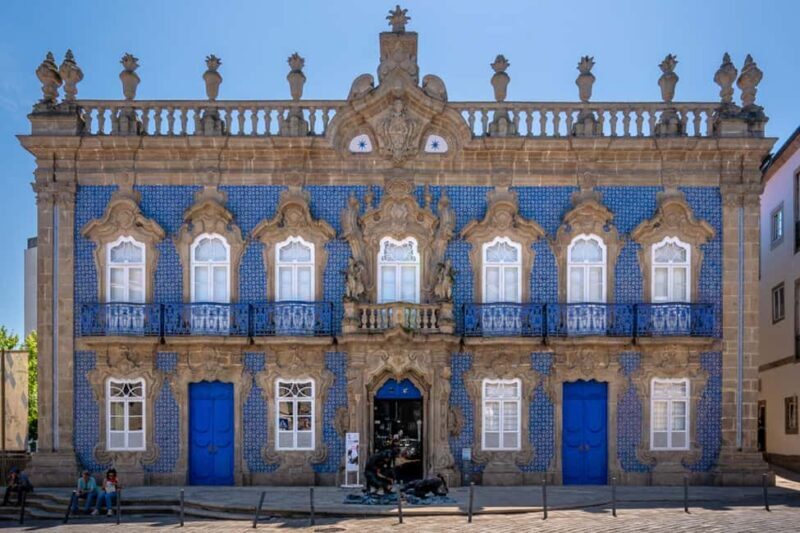 Braga: Private & Flexible Walking Tour in Historic Center - The Highlights in Detail