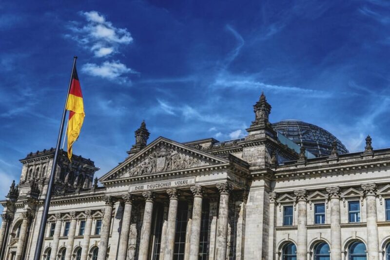 Brandenburg Gate and Berlin Off the Beaten Path Walking Tour - The Experience of the Tour