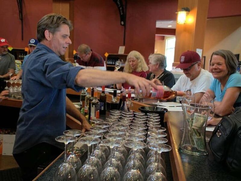 Branson: VIP Wine Tasting and Dinner Tour - Who Would Love This Tour?