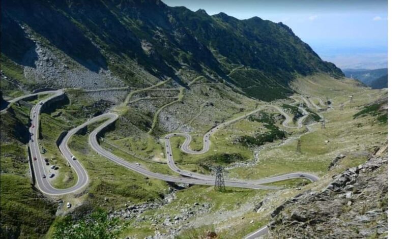 Braov: Carpathian Mountains Guided Hike with Pickup - Discovering Romania’s Mountain Gems from Braov