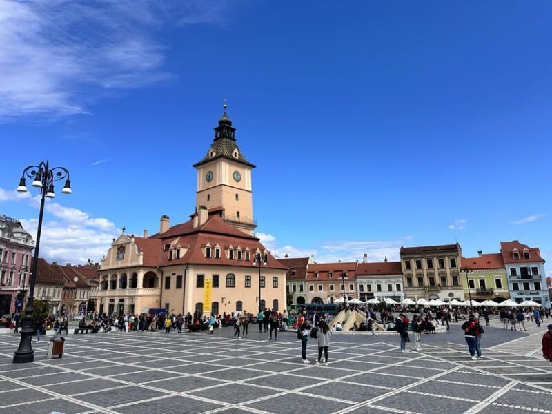 Brasov: Walking Tour of the Old Town & Photo Hotspots - The Sum Up