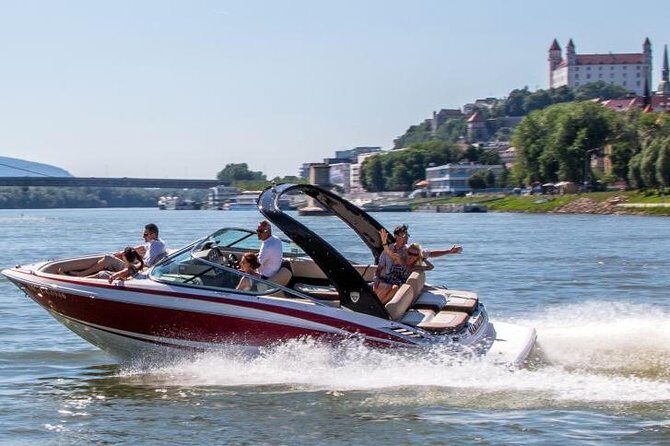 Bratislava by speedboat 1 Hour - Key Points