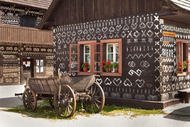 Bratislava (DayTrip): Bojnice Castle, imany, Aphrodite Spa - FAQ