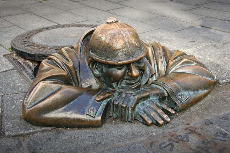 Bratislava: Old Town & UFO Bridge Evening Walking Tour - The Itinerary in Detail