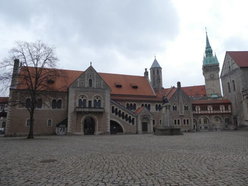 Braunschweig: Private City Walking Tour with Certified Guide - Detailed Breakdown of the Tour