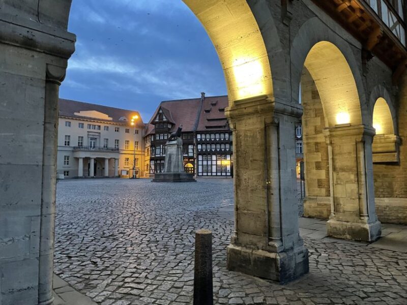Braunschweig: Private Tour through the history of crime - Discover Braunschweig’s Dark Side with a Private Crime History Tour