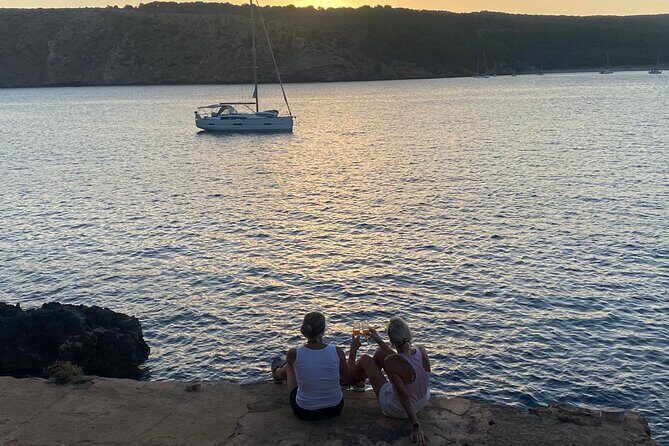Breakfast at Sunrise in Menorca - Private Guide - A Morning of Beauty and Discovery in Menorca: Sunrise Breakfast with a Private Guide