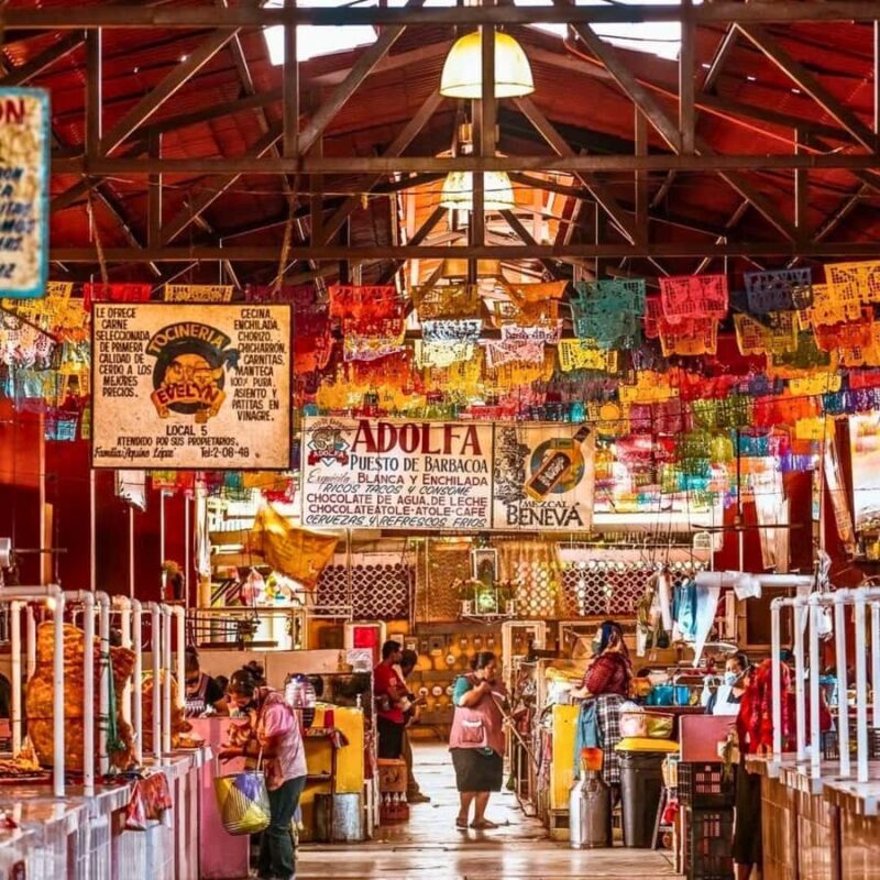 Breakfast in Tlacolula; Ancestral and industrial mezcal distillery - FAQ