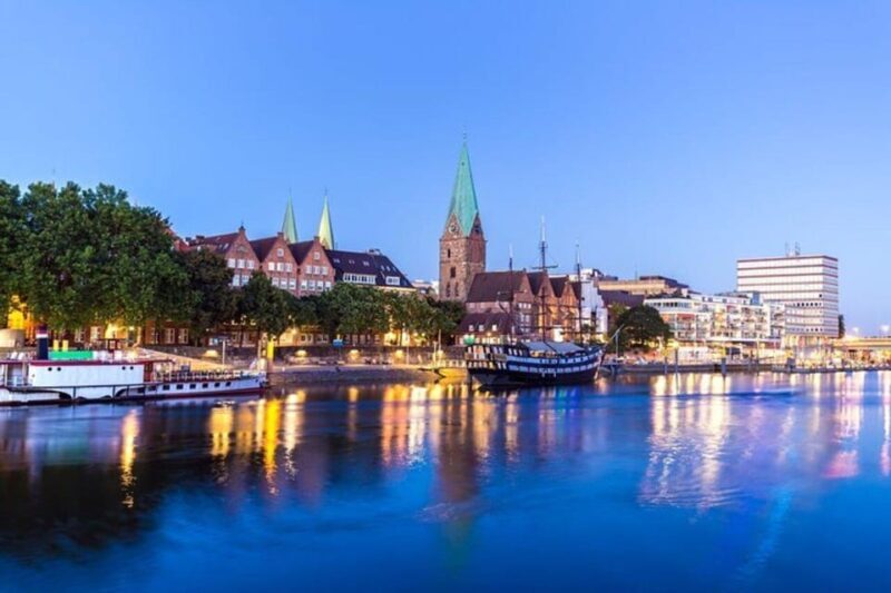 Bremen : Must-See Walking tour With A Guide ( Private tour ) - Exploring Bremens Main Sights in Depth