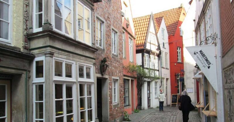 Bremen: Walking Tour of Historic Schnoor District - Exploring Bremen’s Schnoor District: An In-Depth Review