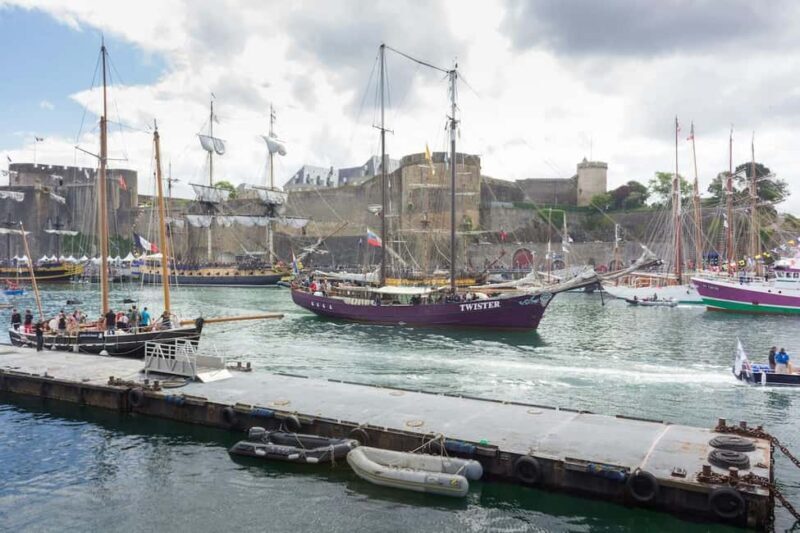Brest: Historical Walking Tour with Téléphérique Ride - Authentic Stories and Genuine Insights