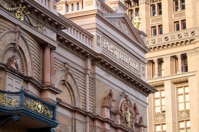 Brew City Ghosts: Macabre Milwaukee By US Ghost Adventures - Exploring Milwaukee’s Haunted Past with Brew City Ghosts