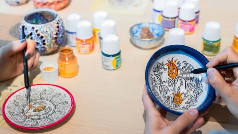 Brisbane: Ceramic Plates & Bowls Paint and Sip Classes - Who Is This Tour Best For?