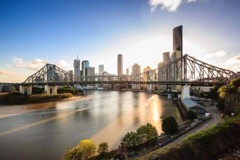 Brisbane : City Highlights Private Walking Tour - Key Points