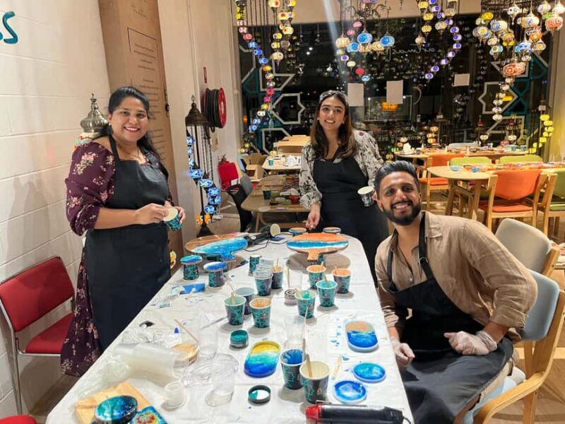 Brisbane: Resin Art Classes - Cheeseboards & Coasters - Frequently Asked Questions