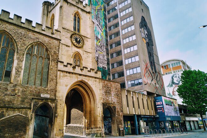Bristol's Brilliant Pubs: A Self-Guided GPS Audio Tour of the Old City - An In-Depth Look at the Tour Experience