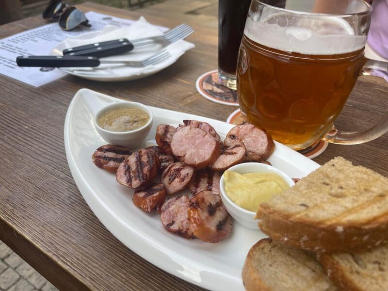 Brno: Food tasting tour in Hidden Gems (Small Groups) - Detailed Breakdown of the Itinerary