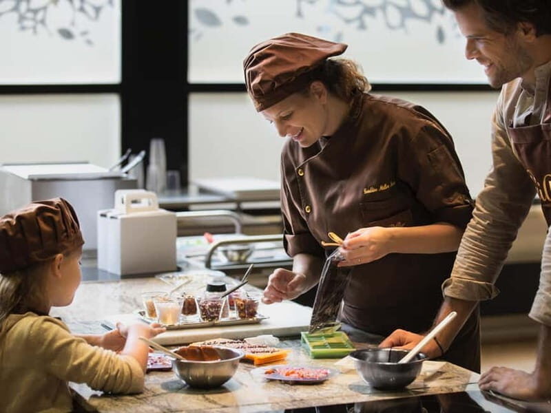 Broc: Entry ticket to the Maison Cailler chocolate factory - Key Points
