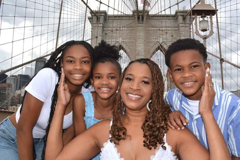 Brooklyn Bridge & Neighborhoods  2-Hour Photo Shoot Tour - Who Would Love This Tour?