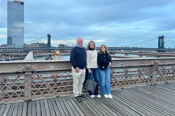 Brooklyn Bridge Sunset Walking Tour - Key Points