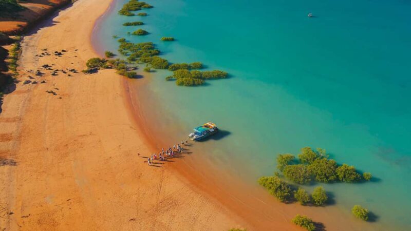 BROOME: DINOSAUR ADVENTURE CRUISE - With Tapas and Cocktail - Key Points