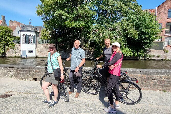 Bruges by bike with friends and family! - A Detailed Look at the Bruges Bike Tour