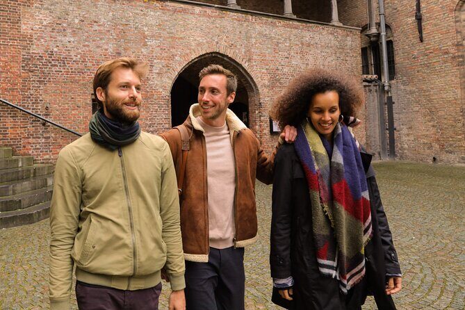 Bruges Guided Day Trip with Canal Cruise Option and Hotel Pickup - The Sum Up: Who Should Consider This Tour