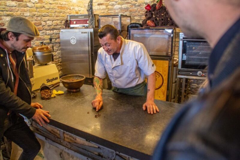 Bruges: History, Chocolate and Beer Walking Tour - Chocolate Experience: From Bean to Praline