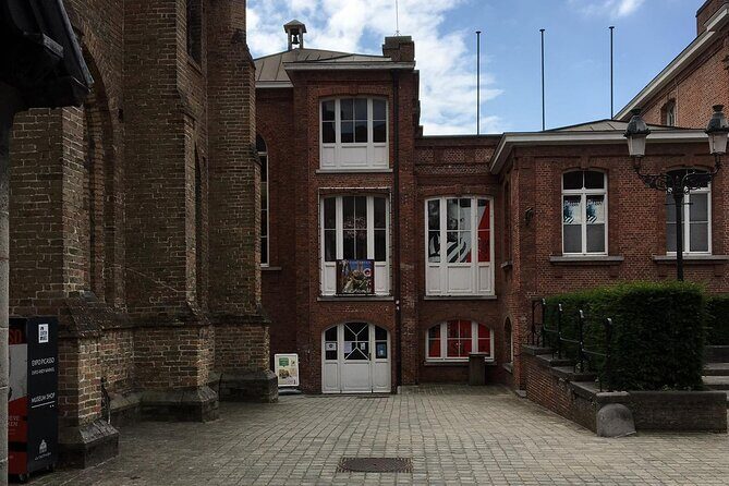 Bruges Legends and Hidden Treasures: A Self-Guided Audio Tour - FAQ
