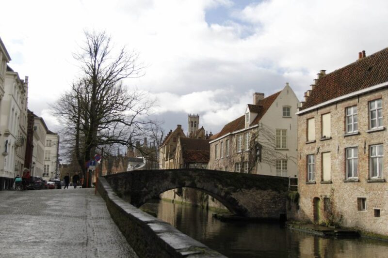 Bruges: Private Interactive Trivia City Tour - Exploring Bruges Through a Private Interactive Trivia Tour