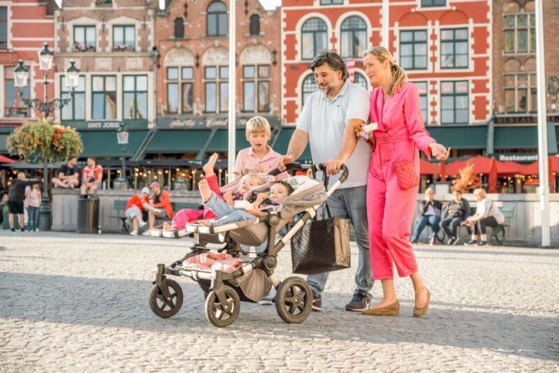 Bruges : Your private 30min. photoshoot in the medieval city - The Sum Up