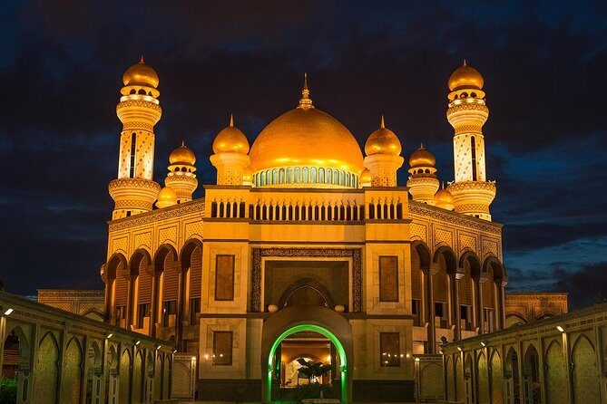 Brunei By Night Tour & Traditional Dinner - Who Should Book This Experience?