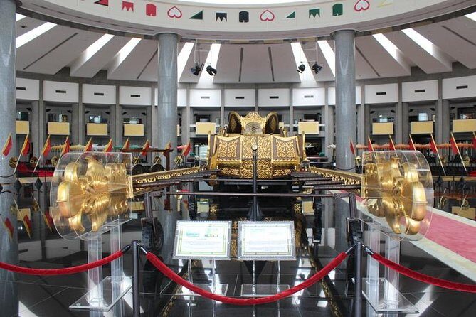 Brunei Half Day City Tour with Royal Regalia, Istana Nurul Iman & Kampung Ayer - Key Points