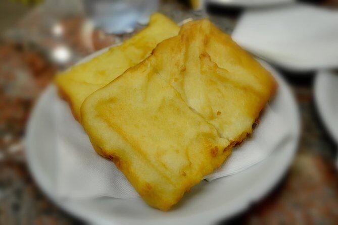 Brunetti's Venice: A Culinary Journey Through Leon's Mysteries - The Sum Up