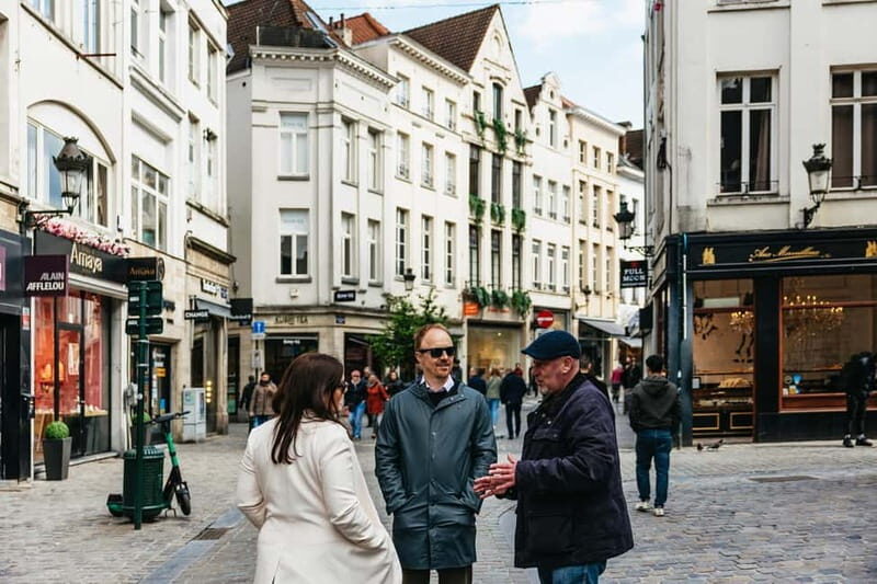 Brussels: Beer Tasting Tour with 7 Beers and Snacks - What This Tour Offers