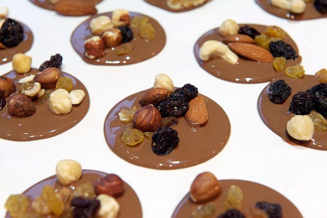 Brussels Chocolate Walking Tour and Workshop - Authenticity and Value