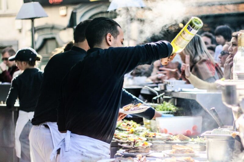 Brussels: Food Tour with Lunch, Chocolate, Beer, & Waffles - Key Points