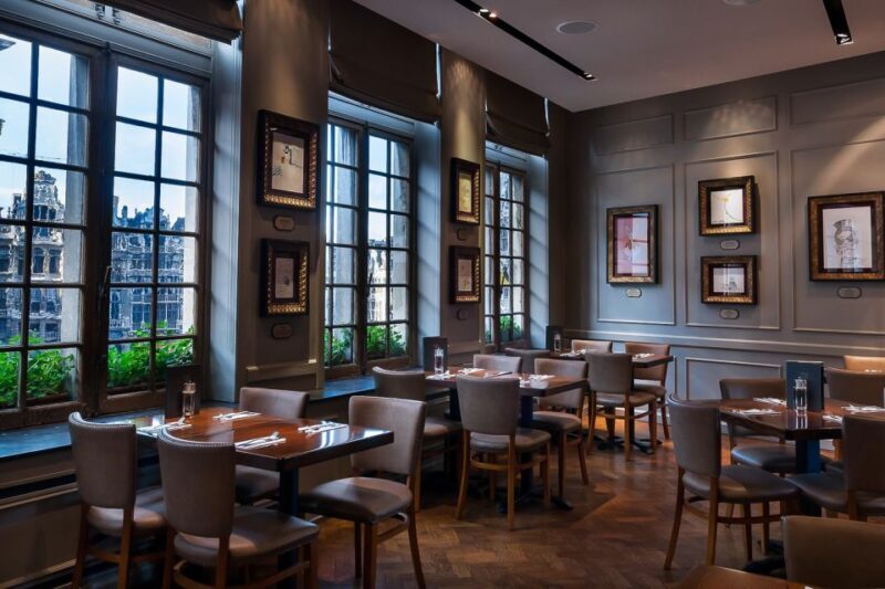 Brussels: Hard Rock Cafe with Set Menu for Lunch or Dinner - A Rock ‘n’ Roll Dining Experience in the Heart of Brussels
