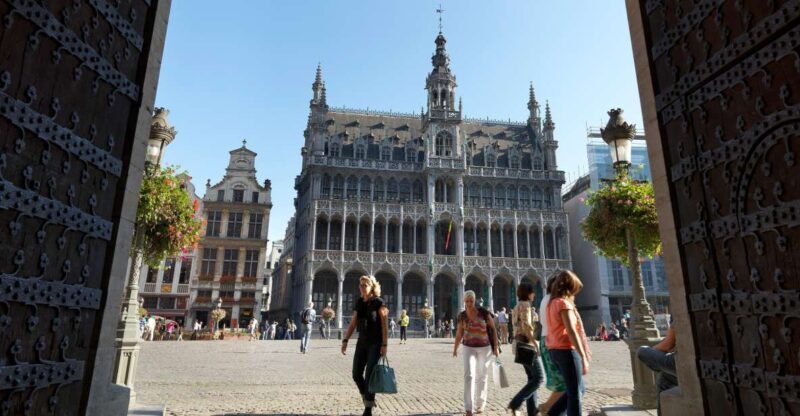 Brussels: Private 3-Hour Sightseeing Walking Tour - A Closer Look at the 3-Hour Brussels Walking Tour